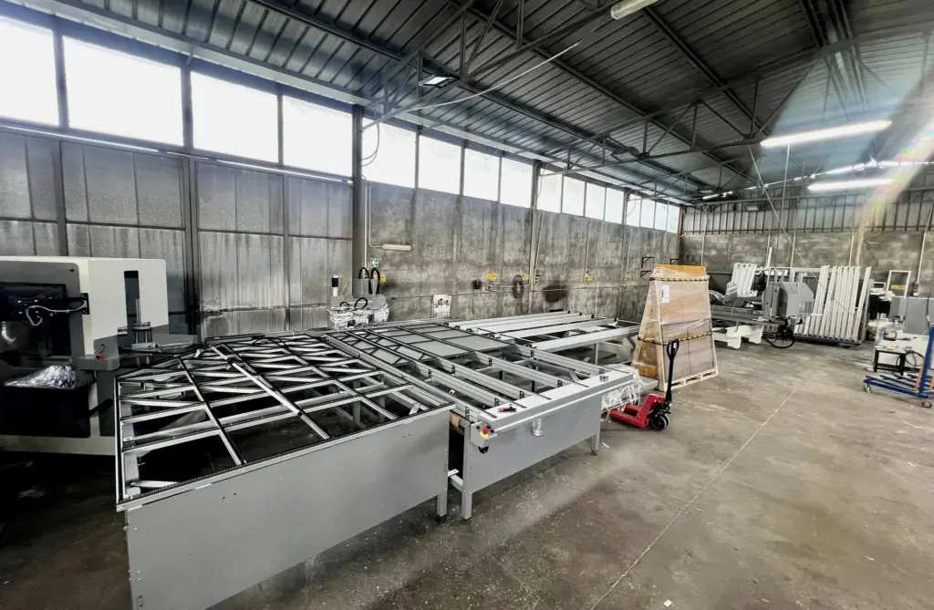 Spiropoulos Viomixanika Mixanimata Katastima Athina Service Mixanimaton Ypostiriksi Topothetisi Egkatastasi Spmachines 1 1024x669